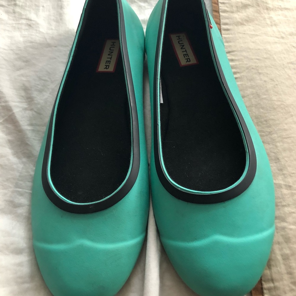 Barely worn Hunter flats!